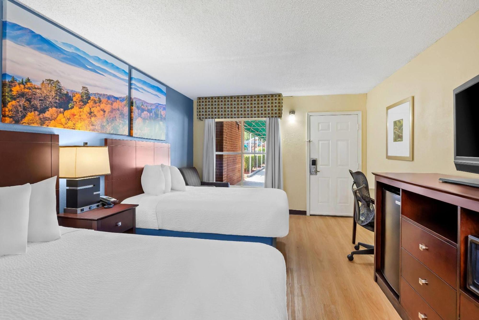 Days Inn By Wyndham Petersburg/South Fort Lee Екстер'єр фото